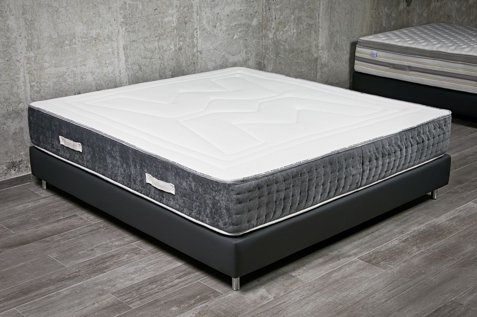 crystal gel mattress protector