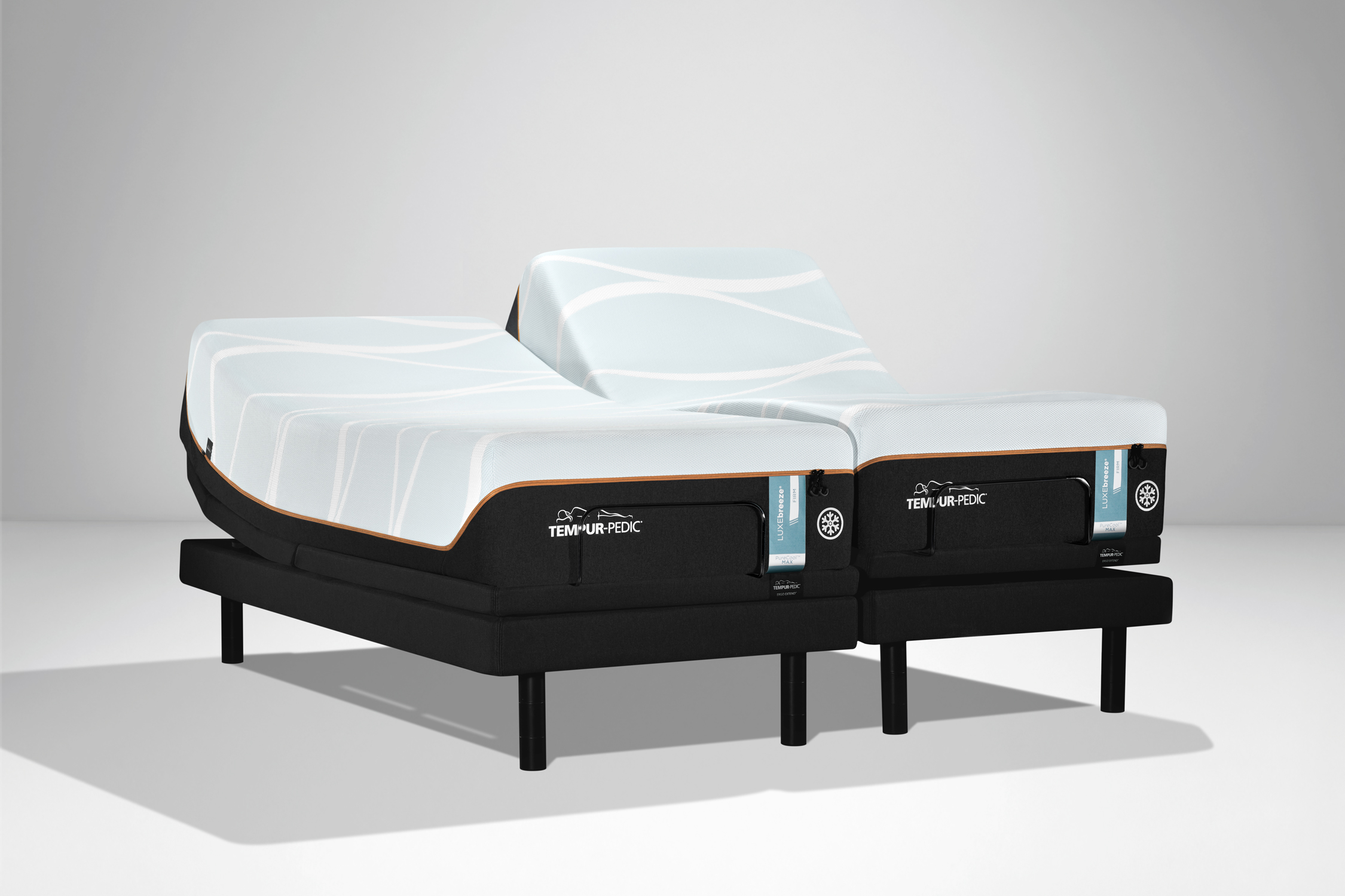 07 Tempurpedic_T4_LuxeBreeze_Firm_SILO_AdjustableBase_ErgoExtend_ThreeQuarter_White_SplitKing_Aug18_5x7_261218111834786159